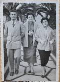 De izq. a der., mis tos, Joaquin Bernal, Yola Carmona y Francisca Carmona (ao 1955)