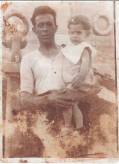 Mi padre Jose Escamezen brazos de mi abuelo(Ao 1935)
