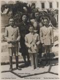 Mayo 1951. 1 por la izq. Len Sanchez Carrin, junto a sus primos Antonio Snchez Carrin (de comunin), Toms Snchez Carrin y su ta Enriqueta, 1 por la izq.