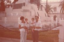 Familia Prez Galindo - Rosa, Ramn, M del Mar y Paloma - Agosto 1985