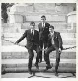 Tres amigos de paseo en Hroes de Cavite